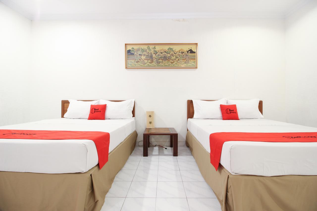 Reddoorz Plus Near Alun Alun Selatan 2 Yogyakarta Exterior foto
