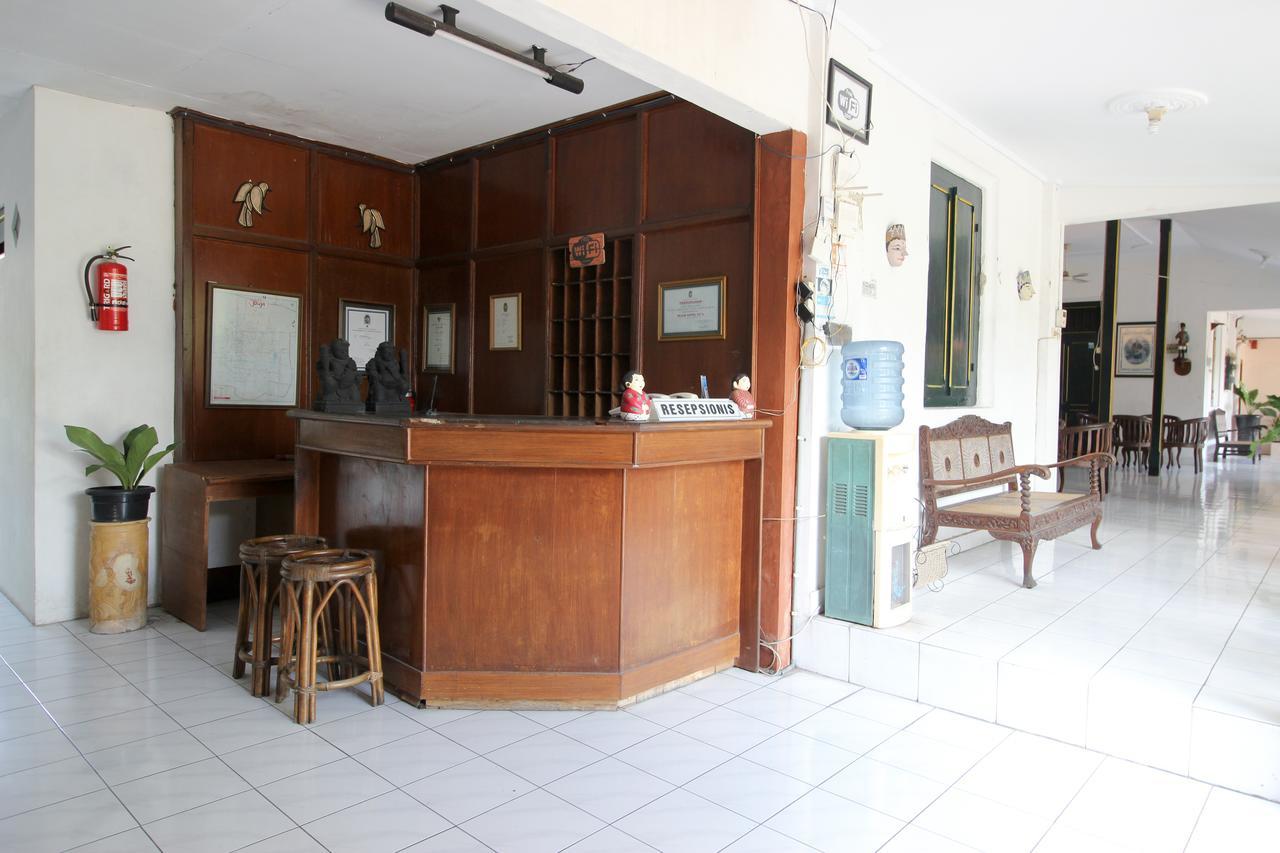 Reddoorz Plus Near Alun Alun Selatan 2 Yogyakarta Exterior foto